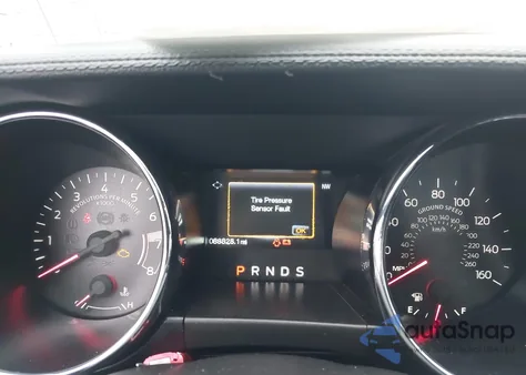 2017 Ford Mustang V6 z USA, uszkodzony, nr VIN 1FA6P8AMXH5273862